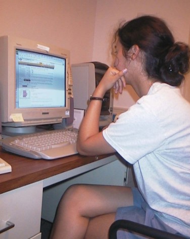 Rochelle using my PC in June 2002